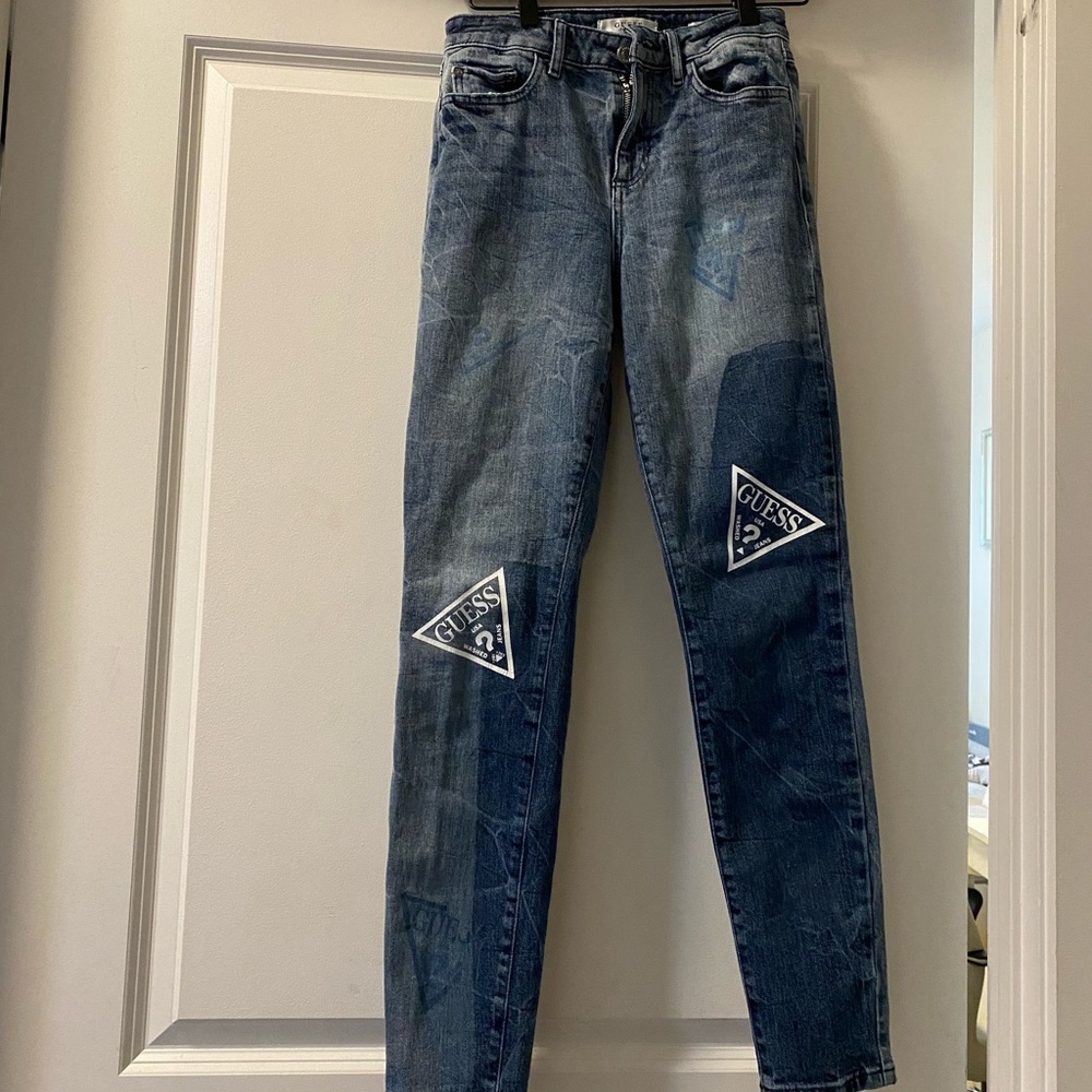 Guess skinny jeans 2/4 size